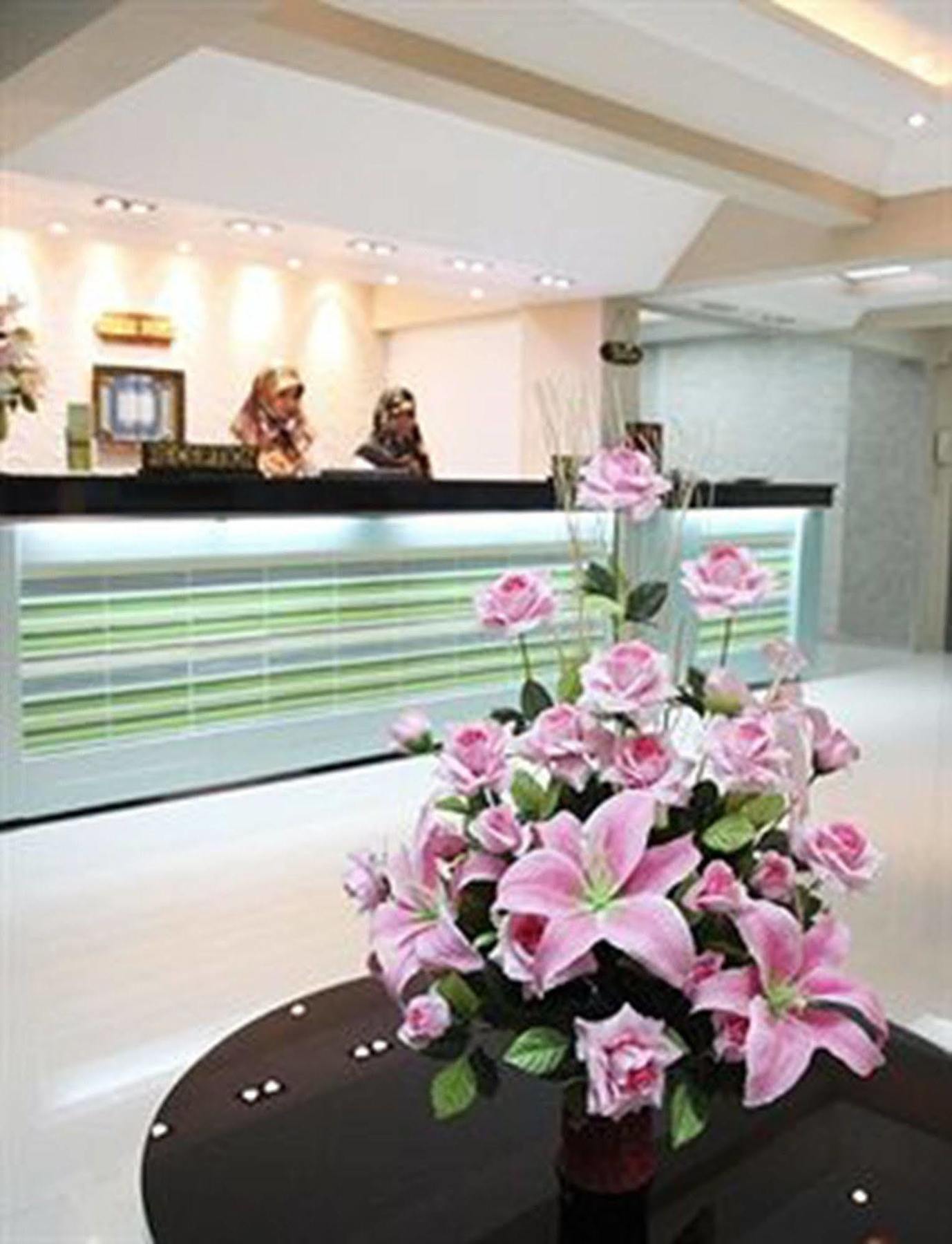 Visiting Card Hotel & Resort Bangkok Exterior photo